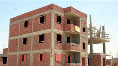 «خبير»: البناء بدون تراخيص والعشوائيات يهددان القطاع العقارى