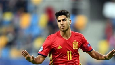 أسينسيو يقود هجوم إسبانيا أمام روسيا وديا
