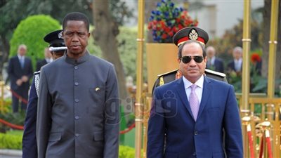 مصر والعالم في 20 صورة.. السيسي يستقبل رئيس زامبيا ووقف شيرين وأحمد سعد