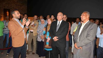 بالصور.. افتتاح معرض صور تعامد الشمس في الأقصر