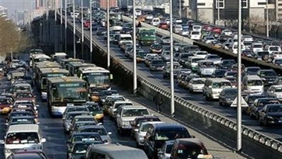 «نشرة المرور».. كثافات مرورية بمعظم المحاور والطرق بسبب زيادة الأحمال.. إغلاق بعض شوارع القاهرة الكبرى لأعمال المنفعة العامة.. وجود أمني مكثف بالطريق الدائري.. وانتشار سيارات الإغاثة المروري