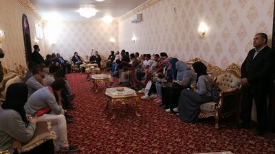 بالصور.. وفد من جامعة جنوب الوادي يزور مطرانية قنا