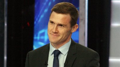 السفير البريطاني بالقاهرة: على الحكومة رفع القيود عن القطاع الخاص