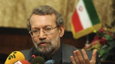 قيادي حوثي: إيران الأقرب لنا ولن ننسى مواقفها