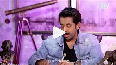 بالفيديو.. فنانة كويتية تصدم متابعيها برد فعلها على موت والدها