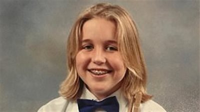 بالصور.. رواد مواقع التواصل يندمون على مظهرهم في مرحلة المراهقة