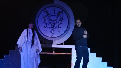 بالصور.. عرض «مدينة المسوخ» بمسرح الهواة بالمركز الثقافى بالجيزة