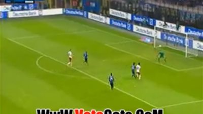 بالفيديو.. محمد صلاح يهدر هدفًا محققًا أمام إنتر ميلان