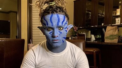 ليل بامب يتحول إلى «أفاتار» في عيد الهالوين (صور)