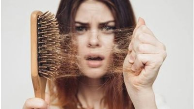 ماسك طبيعي لحل مشكلة تساقط الشعر