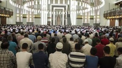 أزمة «توقيت صلاة الفجر» تعود من جديد.. تقرير مفوضى الدولة يحيل دعوى تغيير الوقت لشيخ الأزهر.. البحوث الإسلامية والإفتاء يحسمان الجدل ويؤكدان التوقيت الحالي صحيح