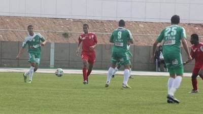 عمرو زكي يتسبب في خسارة الرجاء من فريق 