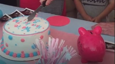 رد فعل أم اكتشفت جنس جنينها (فيديو)