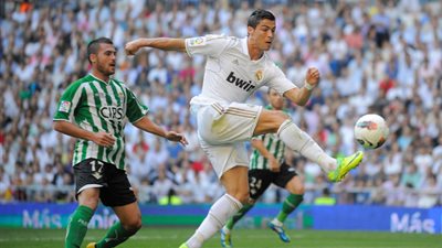 بث مباشر... ريـال مدريد ضد ريـال بيتيس بالدوري الإسباني