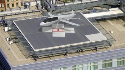 بالفيديو والصور.. السيارة الطائرة بقوة 150 حصانًا