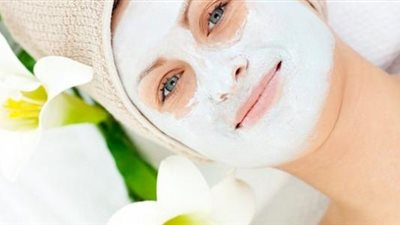 قناع الشوفان والتفاح لتغذية وتنظيف البشرة الدهنية