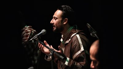 «ابن عربي» تختتم جولتها في مصر بحفل مكتبة الإسكندرية (فيديو)