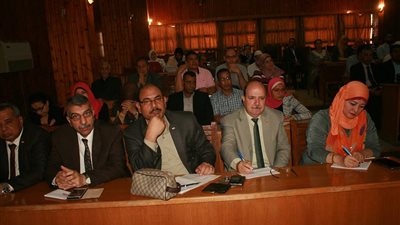 محافظة القاهرة تبحث تفعيل منح الضبطية القضائية لضبط مدرسي «السناتر»