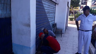 غلق ٣٠ محلا تجاريا مخالفا بعين شمس