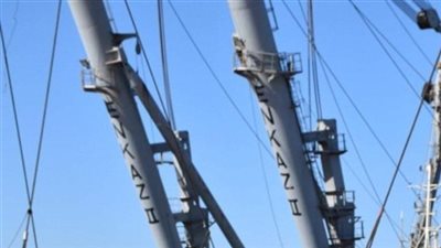 أول صور لتدشين البنتون الثالث لكوبري الشط بترسانة بورسعيد البحرية