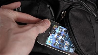 ضبط مسجل سرق هاتفا محمولا من داخل مركز شباب سفاجا