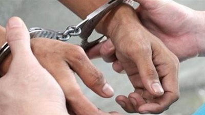 ضبط عامل سرق مصنع ملابس في شبرا الخيمة