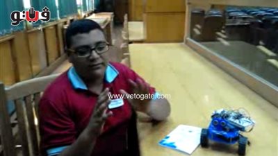 طالب بالقليوبية يخترع جهازا لمنع حوادث الطرق (فيديو)