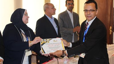 تكريم إذاعة جنوب الصعيد لمشاركتها في إنهاء ٩٤ خصومة ثأرية