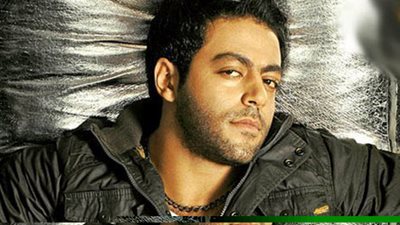 الخميس.. تامر عاشور ضيف «مكملين وأنتو مروحين» على راديو 9090