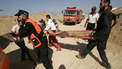 مصرع شاب فلسطينى بعد انهيار نفق حدودى جنوب غزة