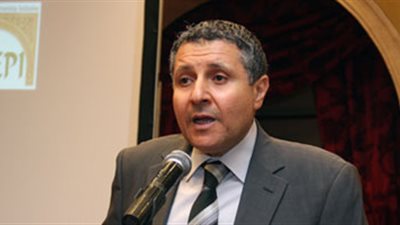 نجاد البرعي: 