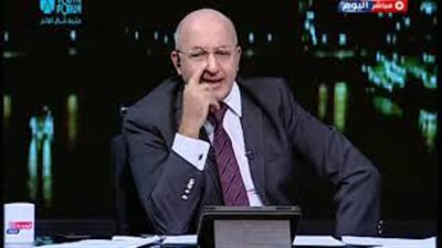 عميد طب الأزهر يكشف أسباب انقطاع المياه عن مستشفى الحسين (فيديو)