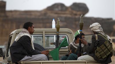 الاستيلاء على «باب المندب» شرط التدخل المصرى فى اليمن.. سامح أبو هشيمة: مصر ستتدخل حال تهديد الملاحة المصرية عند المضيق.. ويسري العزباوي: يؤثر على مشروع قناة السويس الجديدة