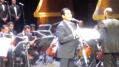 محمد ثروت يشعل حفلات مهرجان الموسيقى العربية بأوبرا الإسكندرية