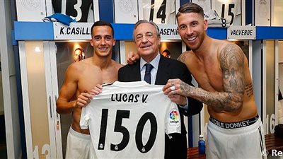 رئيس ريـال مدريد يحتفل بـ«فاسكيز» عقب الفوز على بلد الوليد