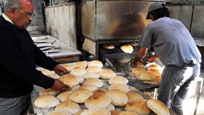 «عمر»: مشكلات أصحاب المخابز مع «التموين» قيد الدراسة