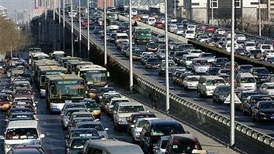 حركة المرور على الطرق اليوم.. كوبري أكتوبر و١٥ مايو والسيدة عائشة وجسر السويس الأكثر زحاما.. إعادة فتح طريق الإسكندرية الصحراوي.. كثافات مرورية على الدائري.. وتعطل سيارة نقل بمطلع كوبري العاشر