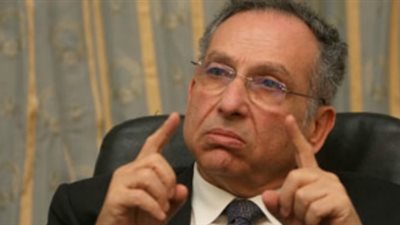 نيابة أمن الدولة تواجه استشاريين من مكتب ممدوح حمزة بالمضبوطات