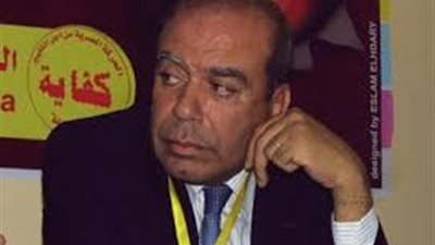 منسق كفاية بالإسكندرية: فوز الدستور يفتح النار بين شباب الجماعة وأعضائها