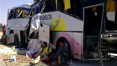 إصابة 24 موظفا بحادث انقلاب أتوبيس في الإسكندرية