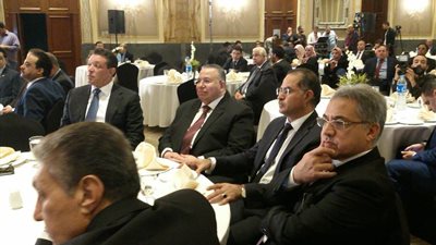 وكيل البرلمان وسعد الجمال والقصبي في مؤتمر حزبي لـ«تأييد السيسي»