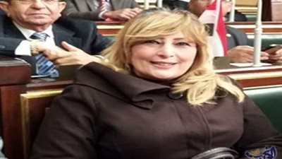 عضو «صحة النواب» تطالب بفرض رقابة لمنع بيع الأدوية منتهية الصلاحية