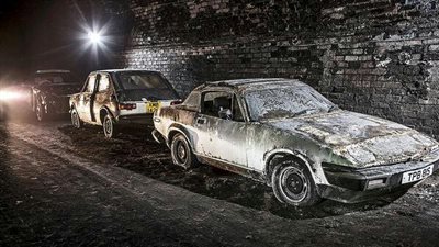 بالصور.. عالم آثار يعثر على عشرات السيارات المهجورة في إنجلترا