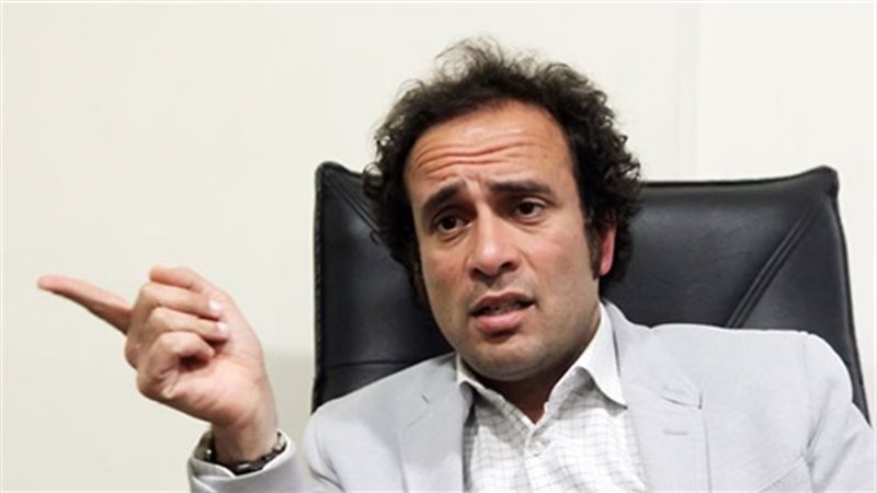  الدكتور عمرو حمزاوى