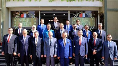 وفد حكومي عراقي يزور الأكاديمية الوطنية لمكافحة الفساد