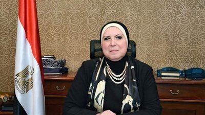 وزيرة التجارة تعدل رسم الصادر على صادرات الأسمدة الأزوتية بـ2500 جنيه للطن
