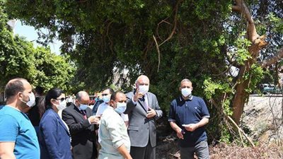 محافظ قنا يكلف برفع مخلفات تطهير ترعة أبنود 