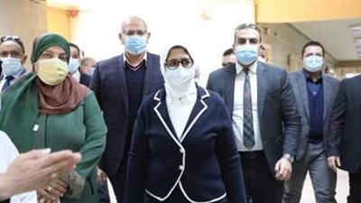 وزير الطيران المدني: تطعيم العاملين في مطاري الغردقة وشرم الشيخ بلقاح كورونا