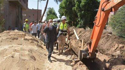 نائب محافظ سوهاج يتفقد مشروعات تطوير الريف المصري بمدينتي والمنشأة وجرجا