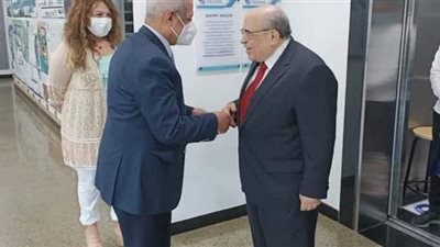 رئيس العربية للعلوم والتكنولوجيا يستقبل مصطفى الفقي بفرع الأكاديمية